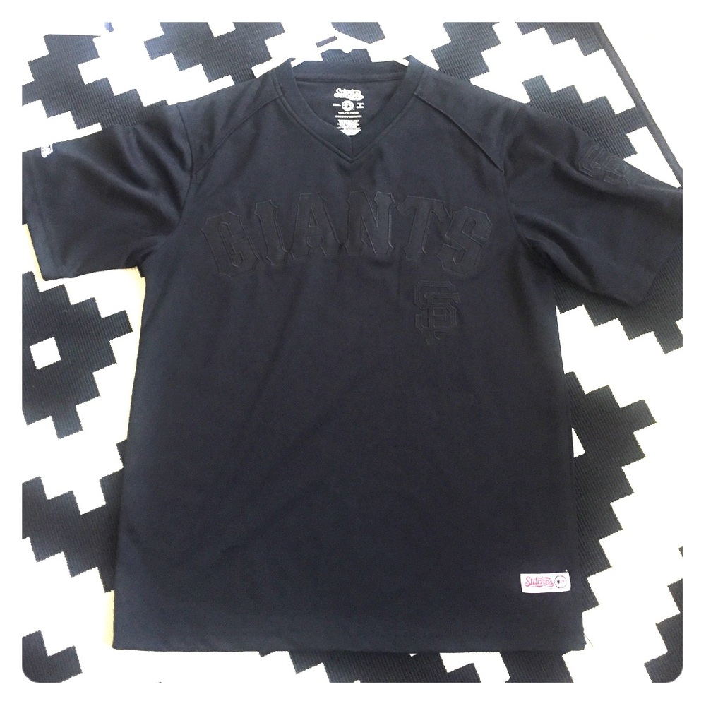 Black giant jersey